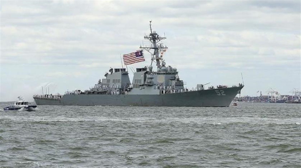 البحرية الامريكية : إيران تحتجز ناقلة نفط في خليج عمان