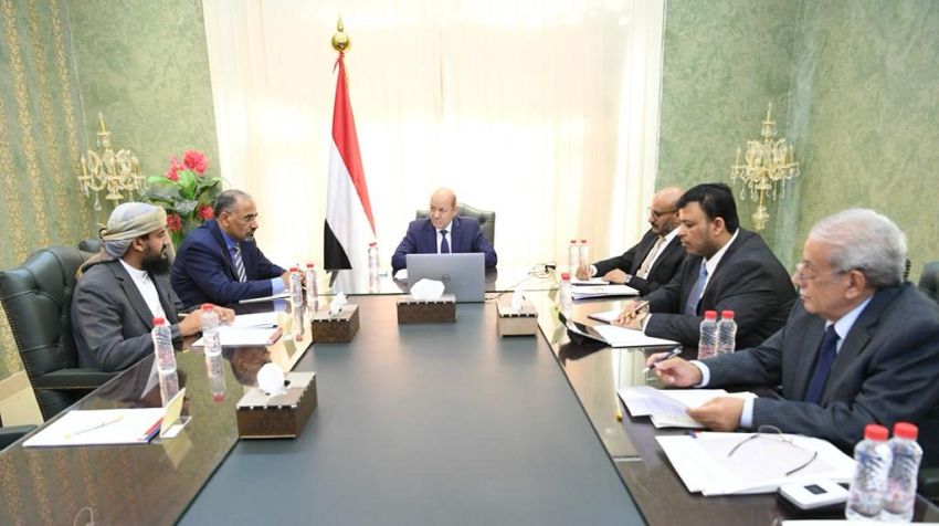 الرئاسي يرفض لقاء المبعوث الأممي ويبلغه موقفا حازما بشأن الهدنة