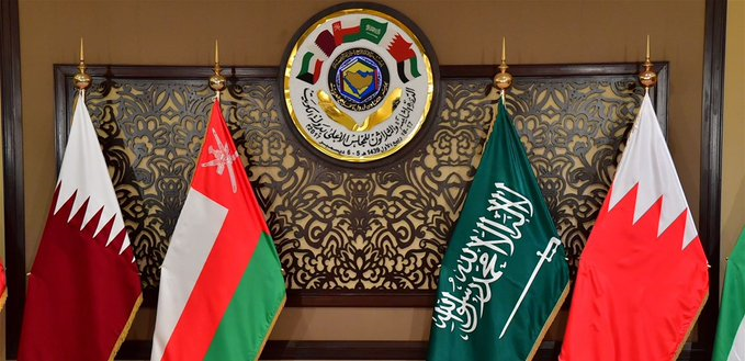 التعاون الخليجي يطالب باعتذار لبناني عن تصريحات لوزير إعلامه