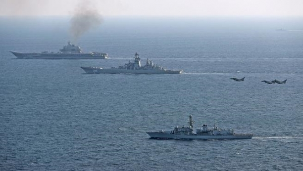 الكشف عن توجهات أمريكية بريطانية للسيطرة على سواحل وموانئ اليمن على البحر الأحمر