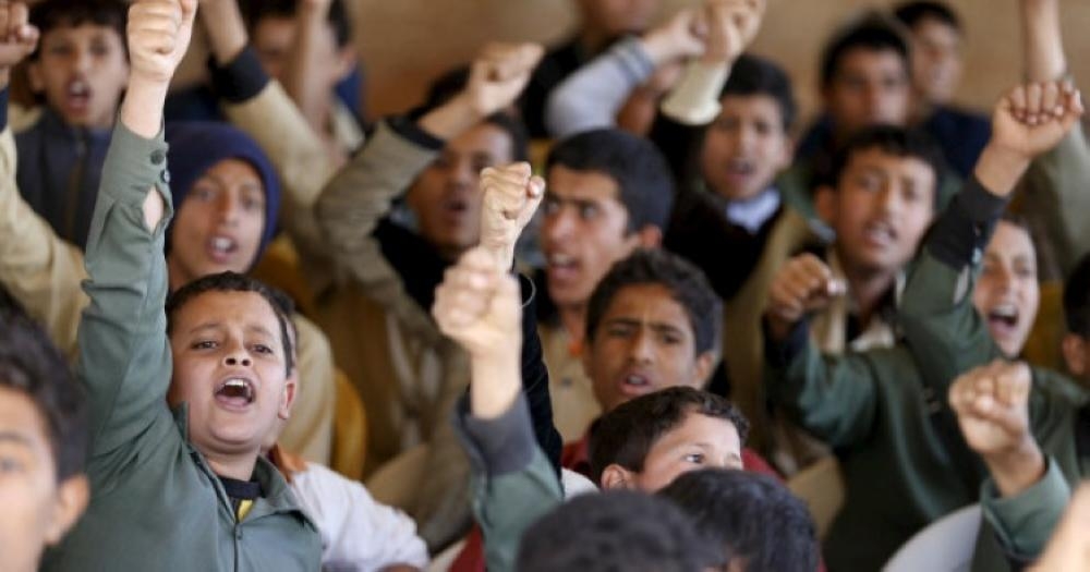 مليشيا الحوثي تشترط تسليم الشهادات الدراسية مقابل رسوم مالية