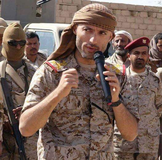 مصادر: هاشم الأحمر يصل عدن على متن طائرة عسكرية سعودية