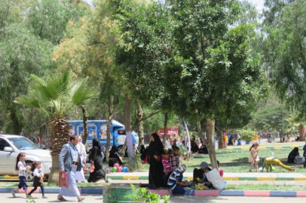 المليشيا تفرض قيوداً مشددة على العوائل بصنعاء