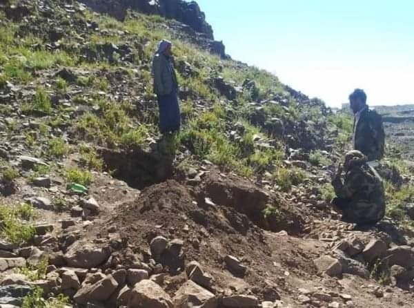 جماعة الخوو ثي تقود عمليات تجريف واسعة للآثار في إب وذمار