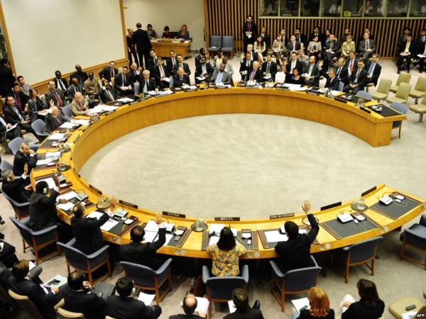 مجلس الأمن الدولي يدعو الحكومة ومليشيا الحوثي إلى الانخراط في عملية السلام