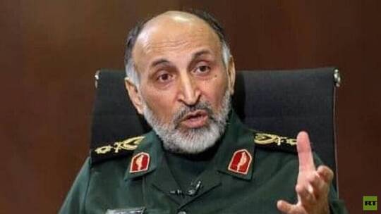 شاهد..صورة تجمع قاسم سليماني وحسن نصر الله بالقائد الإيراني الذي كان أكبر داعم للحوثيين قبل مقتله