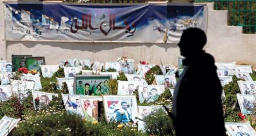 رسوم على دخول مقابر القتلى.. اخر صيحات النهب الحوثية
