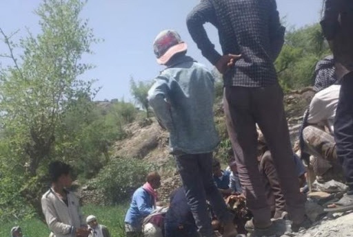 وفاة ثلاثة مواطنين اختناقا داخل بئر ماء في محافظة إب 