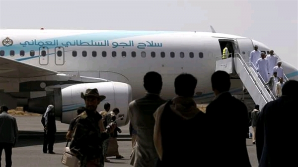 ناطق الحوثيين يكشف سبب زيارة الوفد العماني لصنعاء